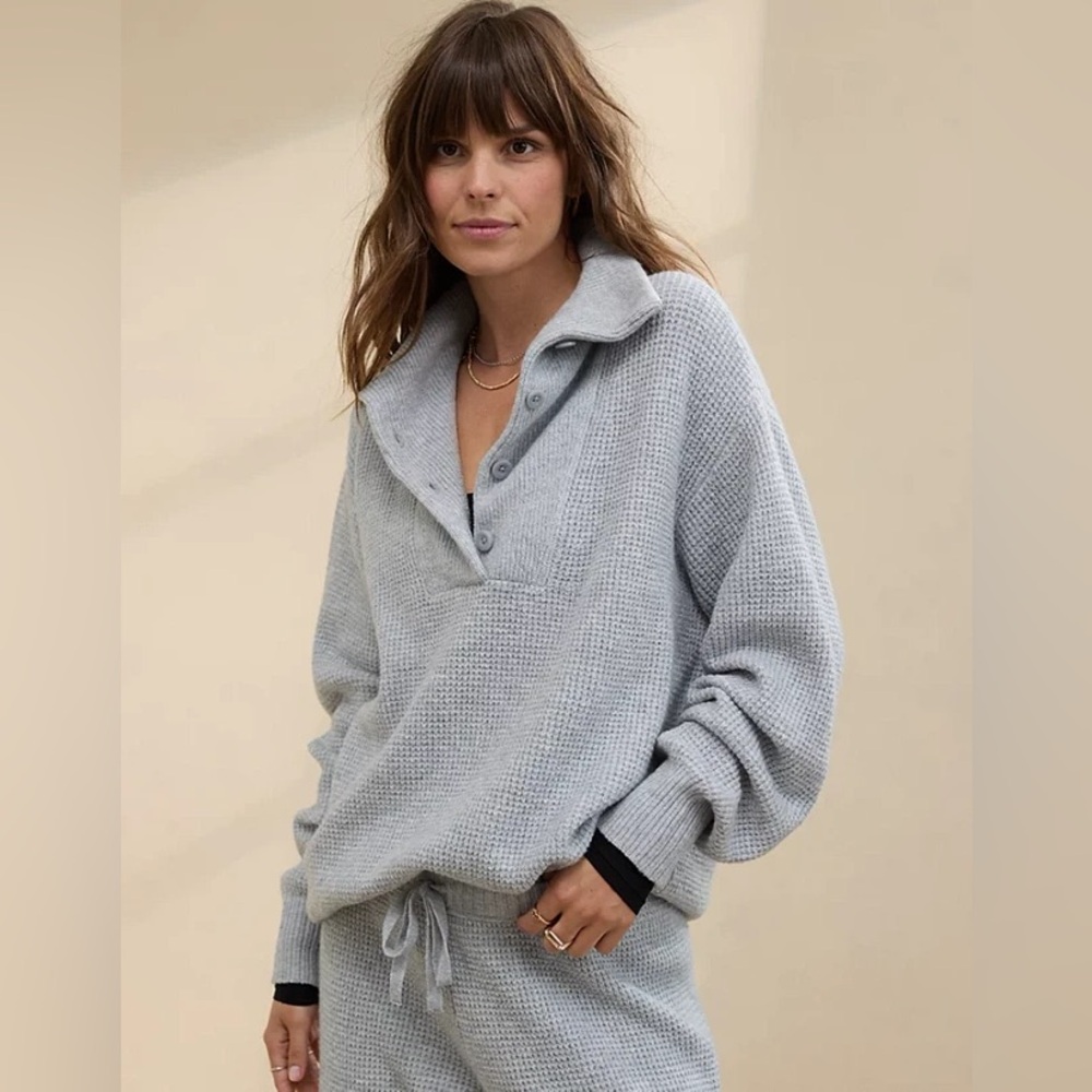 NWOT Aerie CozyUp Waffle Button Sweater